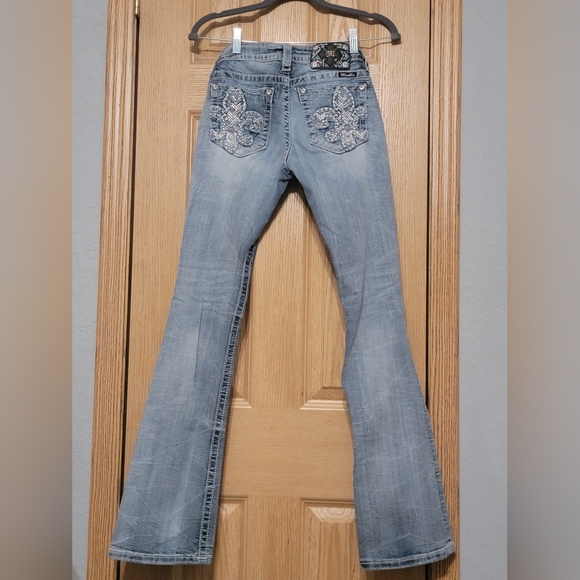 Bootcut Miss Me Jean Size 26 Inseam 33 Fleur De Lis Rhinestone Jewel Pockets - Picture 6 of 12